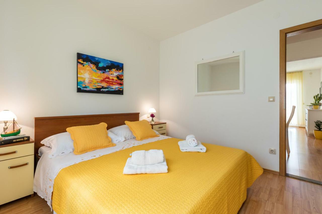Apartments Rogulj Trogir Exteriör bild
